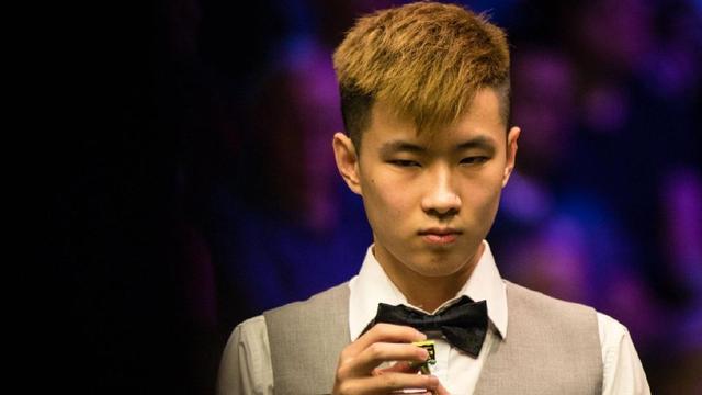 在俱乐部的 在俱乐部的