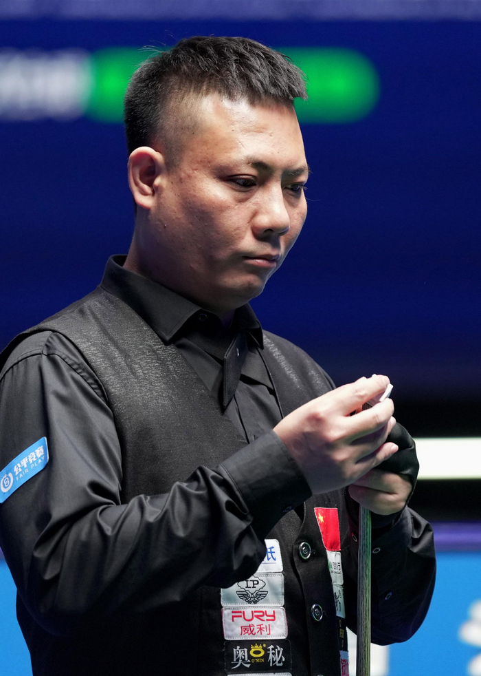 崭露头角 崭露头角